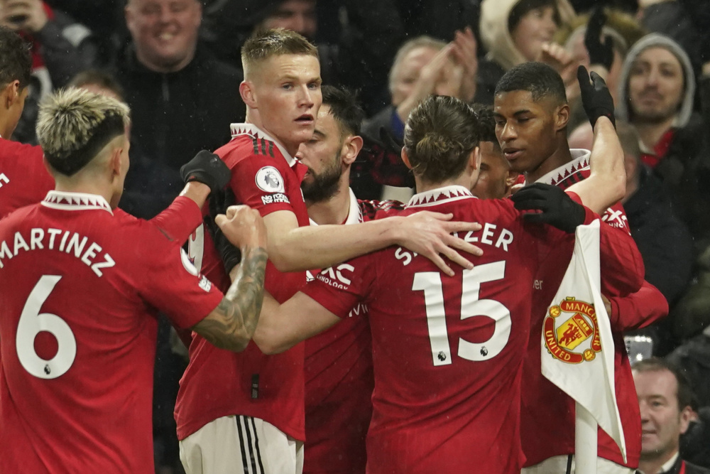 的一致称赞 的一致称赞